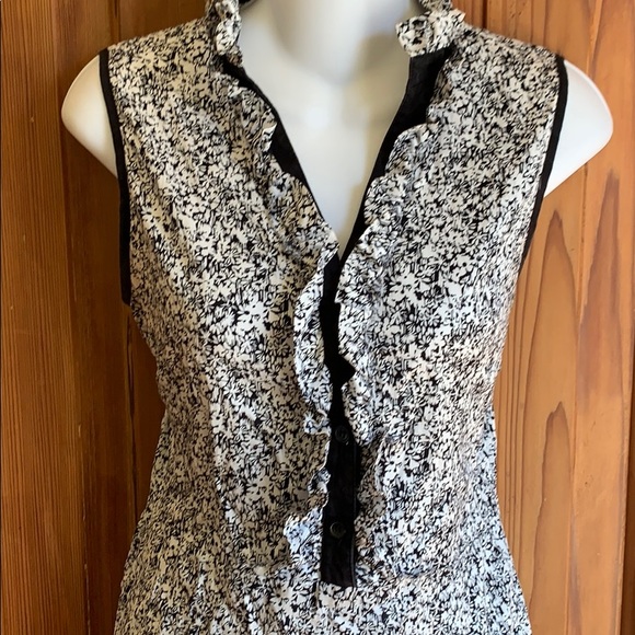 Tristan Floral Print Sleeveless Midi Sundress - Picture 2 of 10